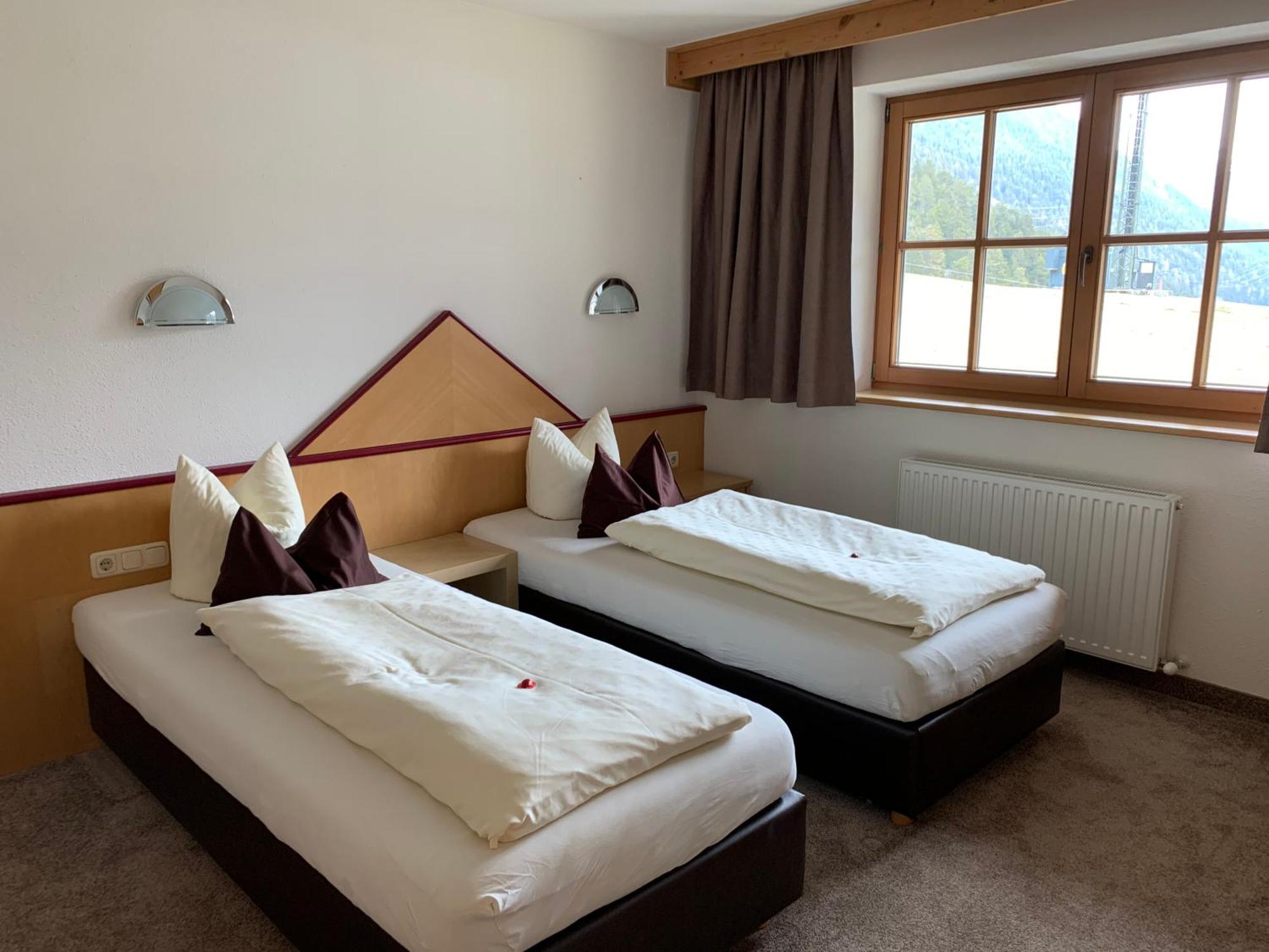 Pension Strolz Sankt Anton am Arlberg Esterno foto