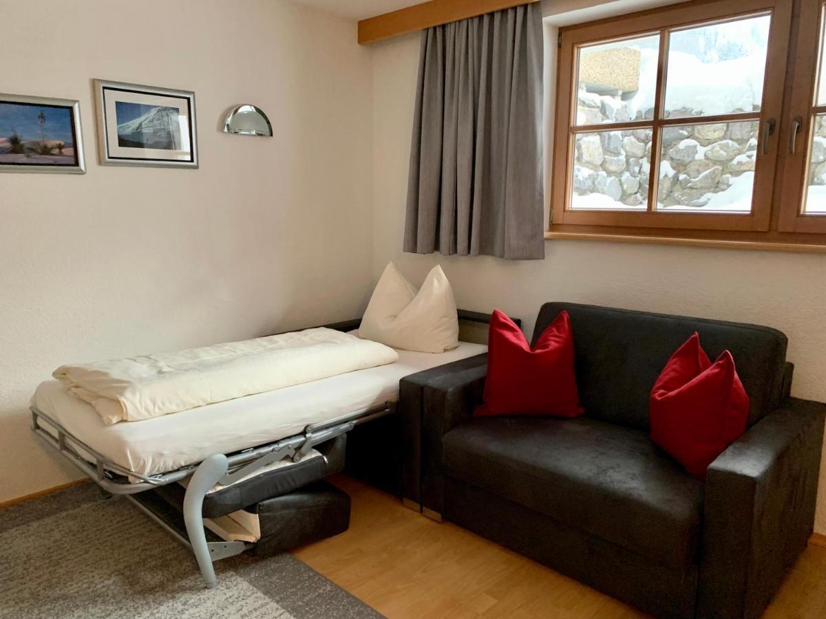 Pension Strolz Sankt Anton am Arlberg Esterno foto
