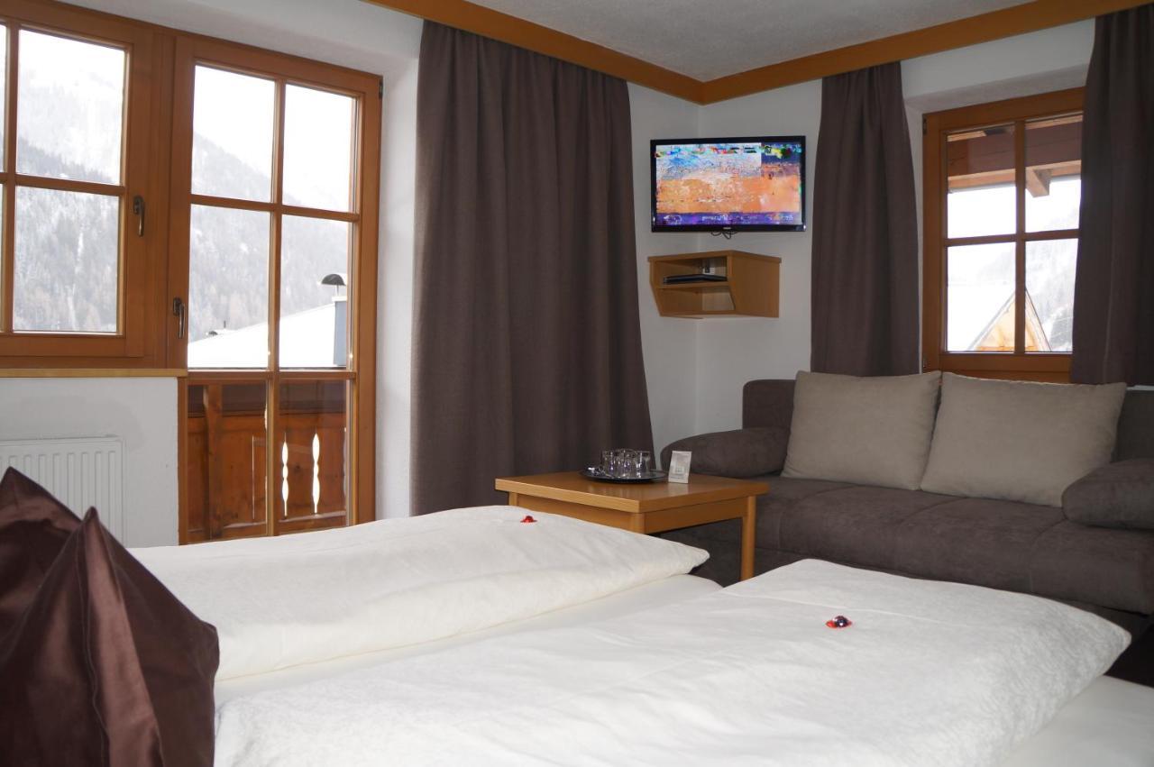 Pension Strolz Sankt Anton am Arlberg Esterno foto