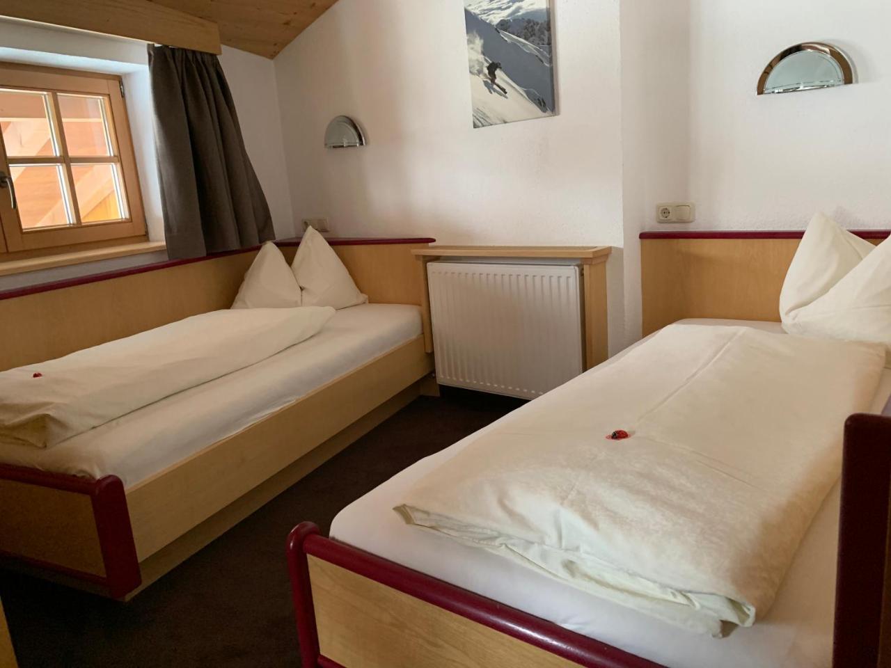 Pension Strolz Sankt Anton am Arlberg Esterno foto